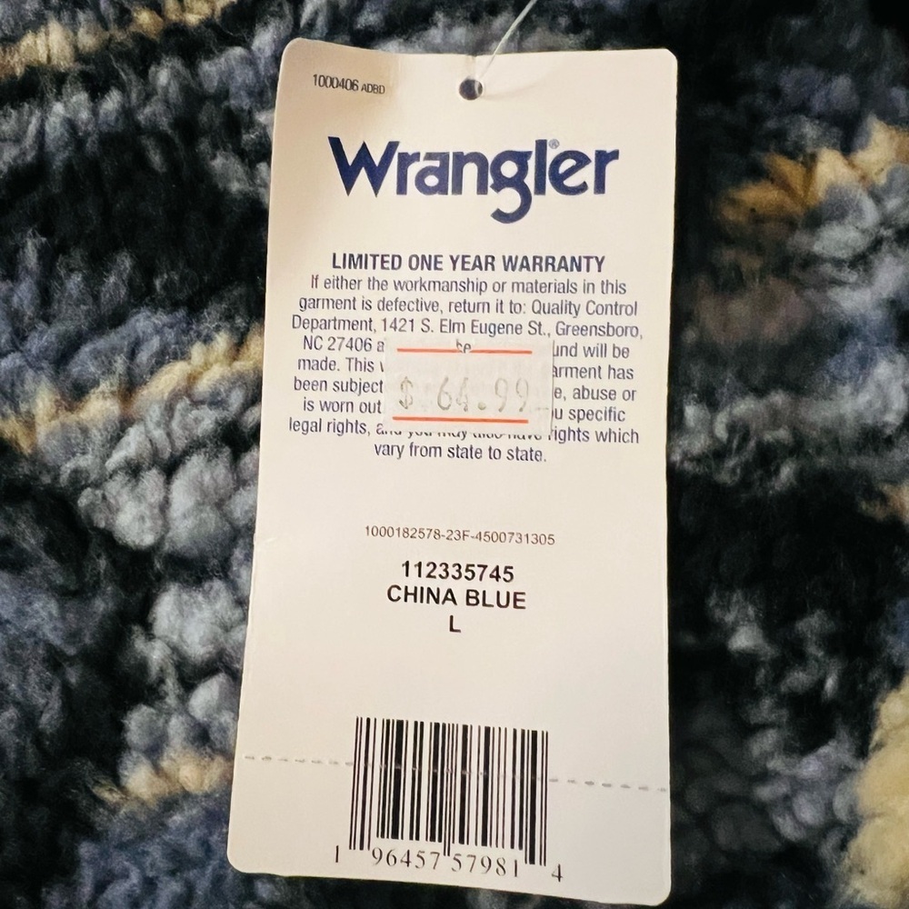 Wrangler Geometric Knit Sweater - Blues and Cream Size Large NWT - Picture 3 of 12